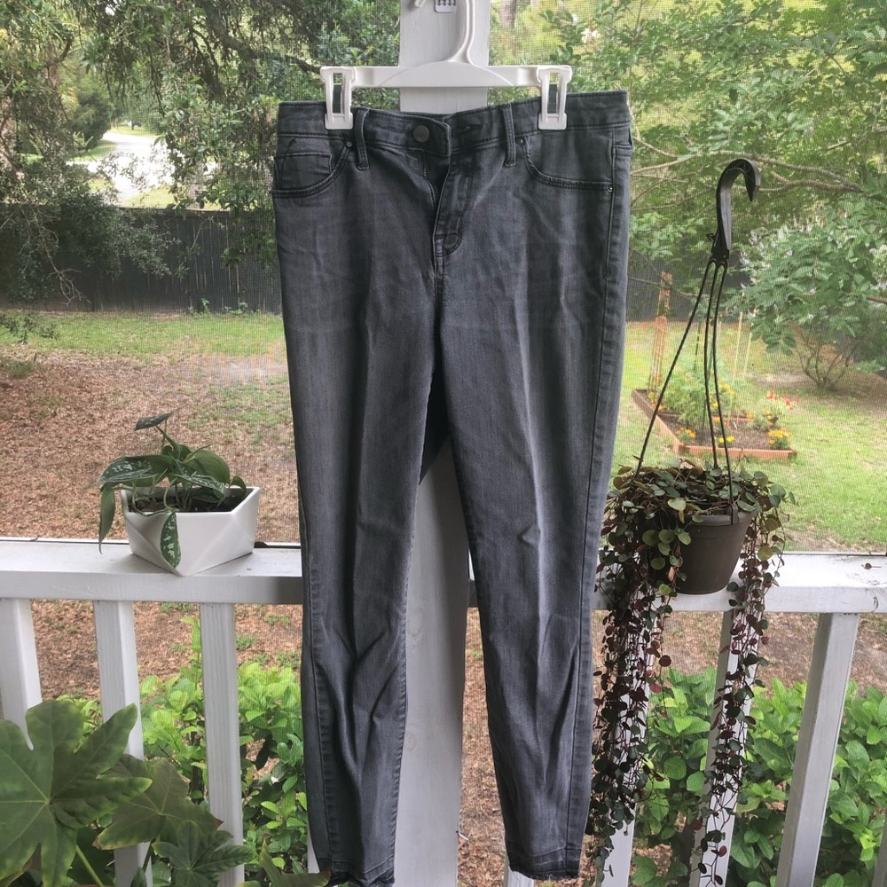Gray Mid-Rise Jeans